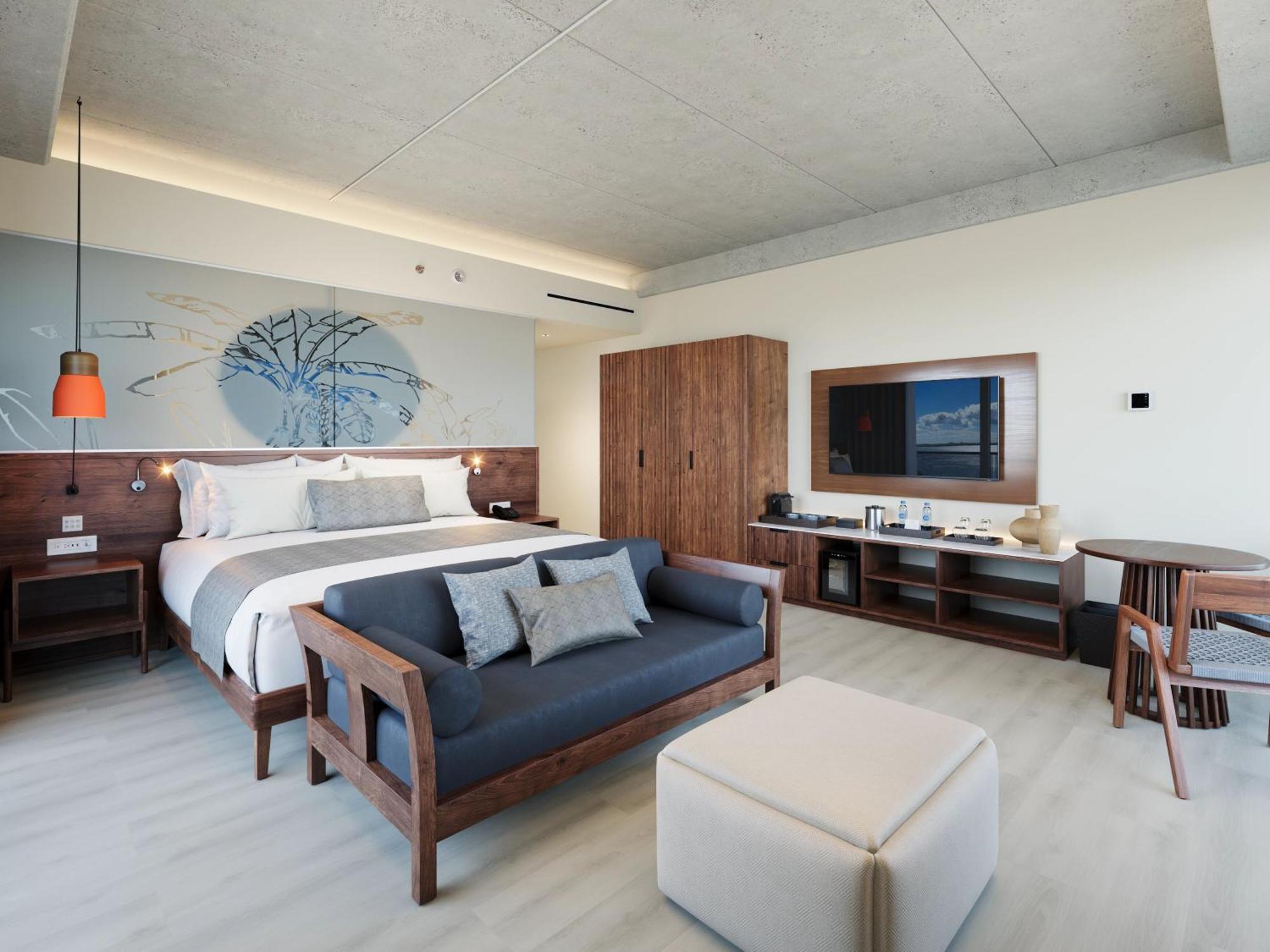 Vantage Club Corner Suite Golf & Ocean View
