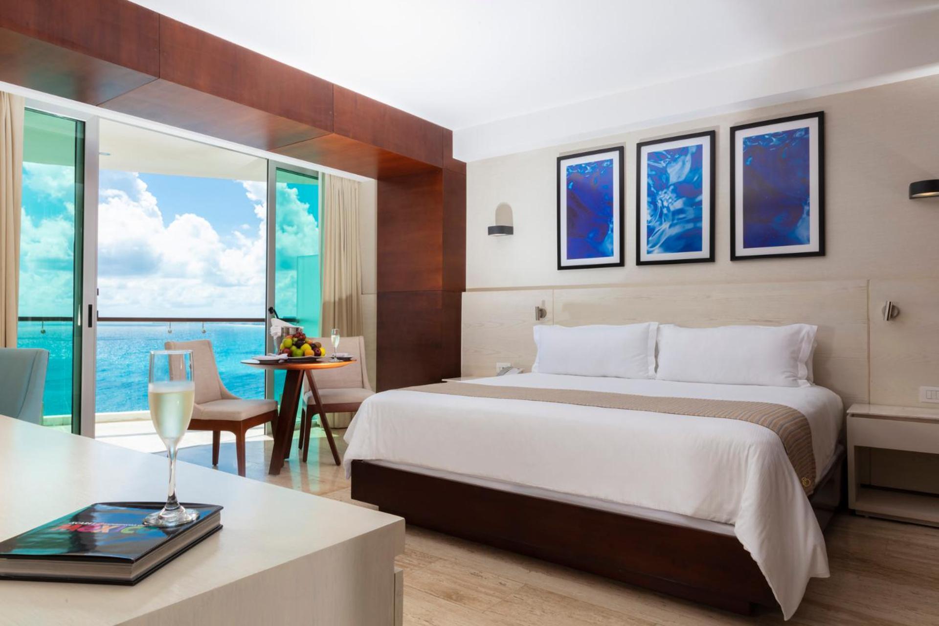 Altitude Master Suite Ocean Front